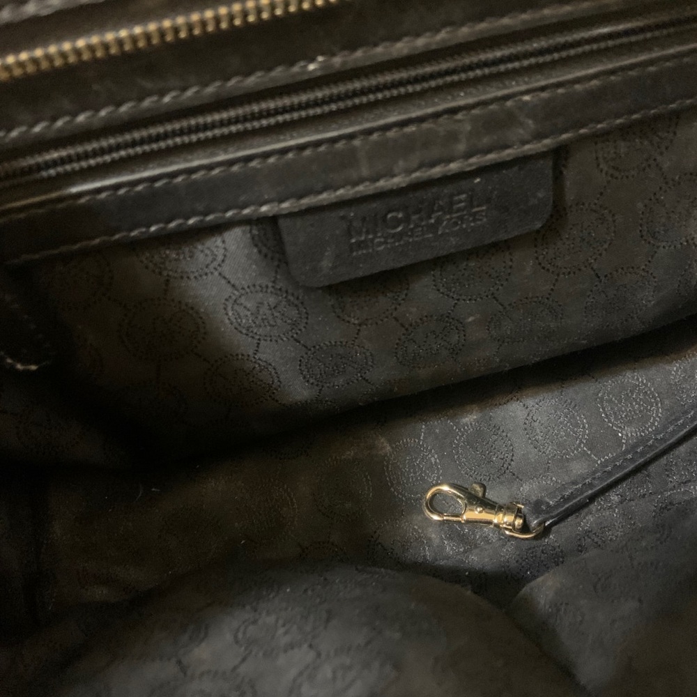 Michael Kors Handbag - Picture 2 of 2